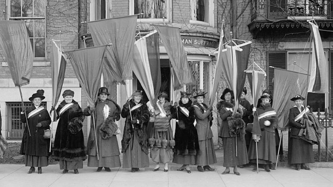 Suffragists picketing in early 1900s. Library of Congress photo.
